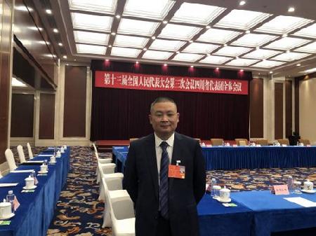 全国人大代表、火狐网电脑版_火狐(中国)凌峰军品分厂加工中心班长